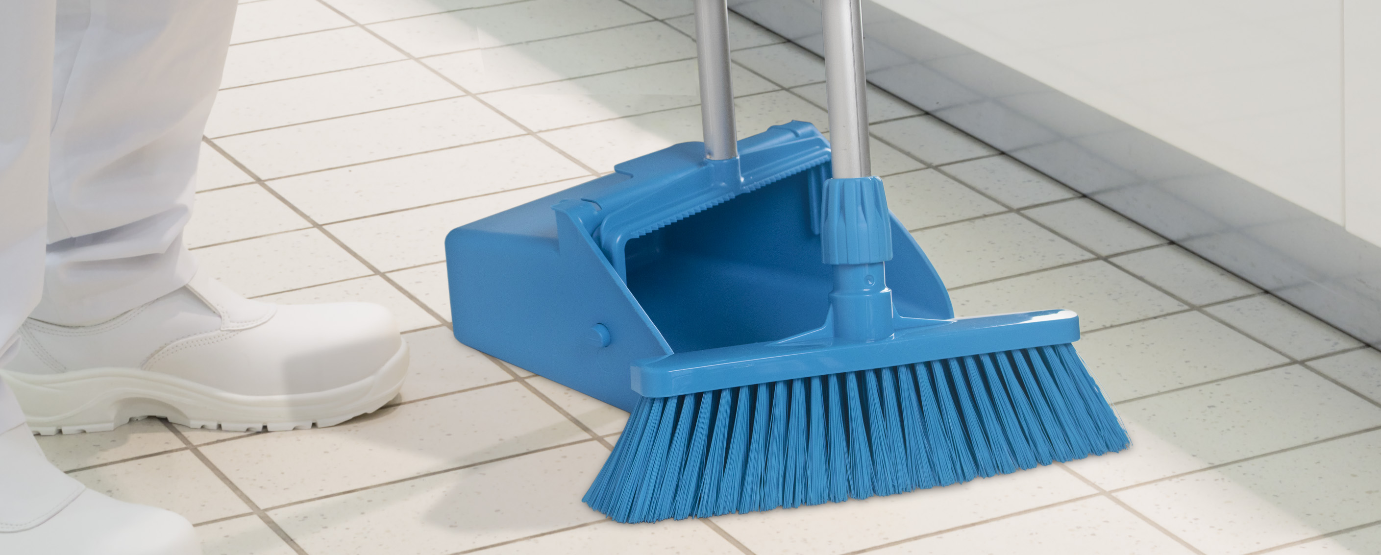 Thumbnail 3 of item 1055B